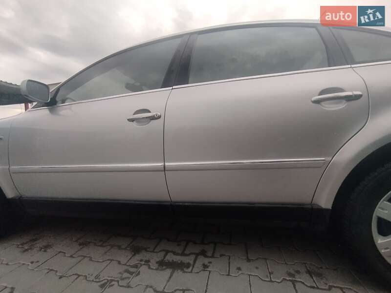 Седан Volkswagen Passat 2001 в Бориславі
