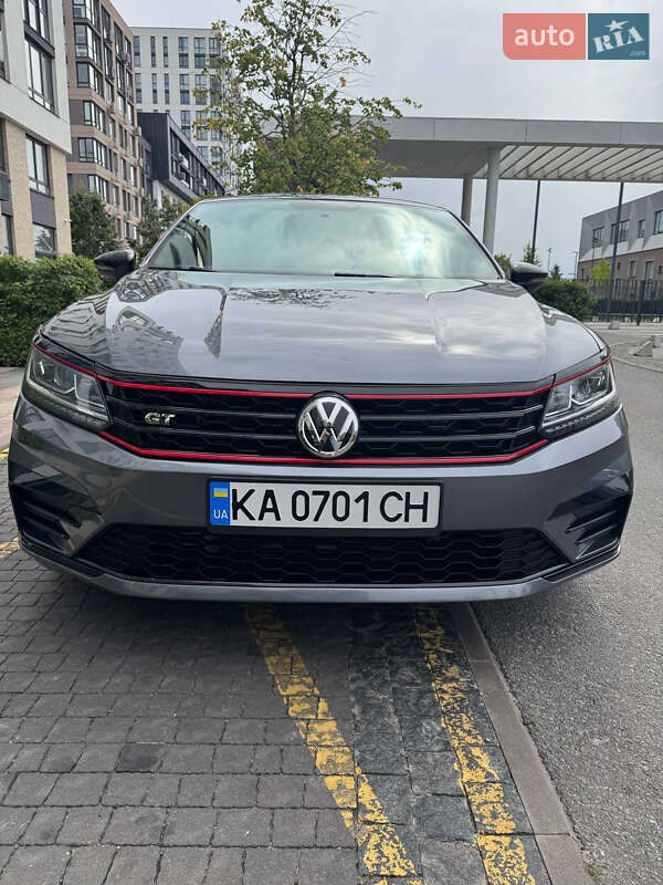 Седан Volkswagen Passat 2018 в Киеве фото 3 Седан Volkswagen Passat 2018 в Киеве