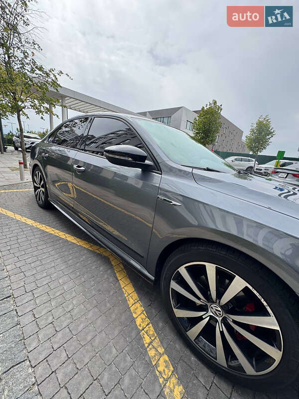 Седан Volkswagen Passat 2018 в Киеве фото 26 Седан Volkswagen Passat 2018 в Киеве