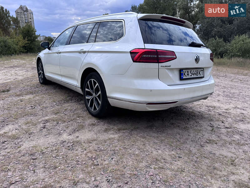 Универсал Volkswagen Passat 2018 в Киеве