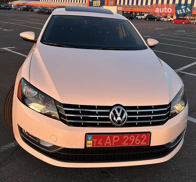 Седан Volkswagen Passat 2013 в Одессе фото 3 Седан Volkswagen Passat 2013 в Одессе