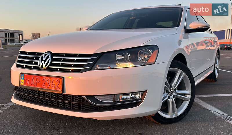 Седан Volkswagen Passat 2013 в Одессе фото Седан Volkswagen Passat 2013 в Одессе