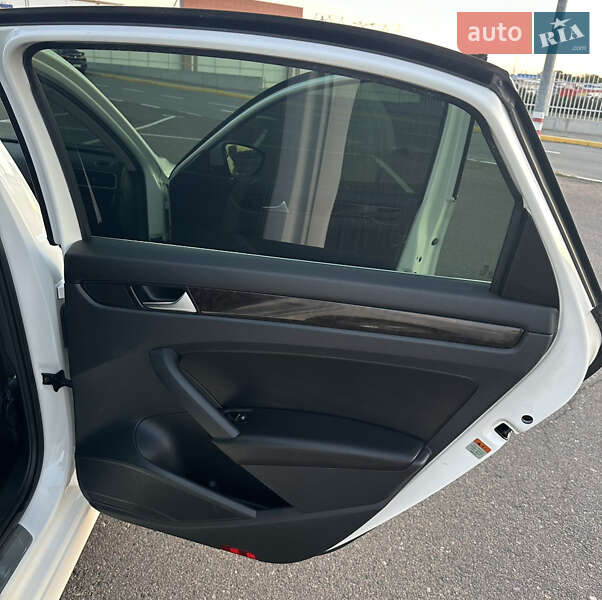 Седан Volkswagen Passat 2013 в Одессе фото 38 Седан Volkswagen Passat 2013 в Одессе