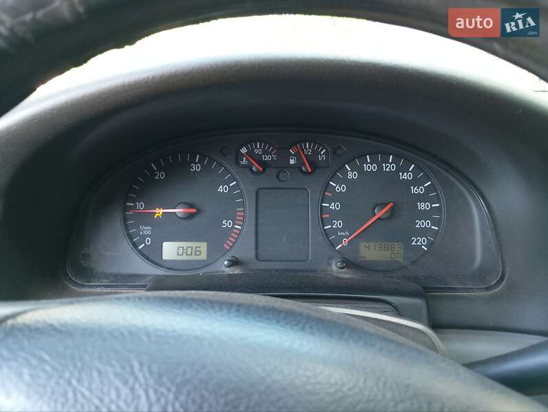 Универсал Volkswagen Passat 1998 в Новом Буге