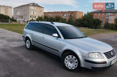 Универсал Volkswagen Passat 2002 в Тульчине