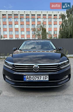 Седан Volkswagen Passat 2018 в Виннице