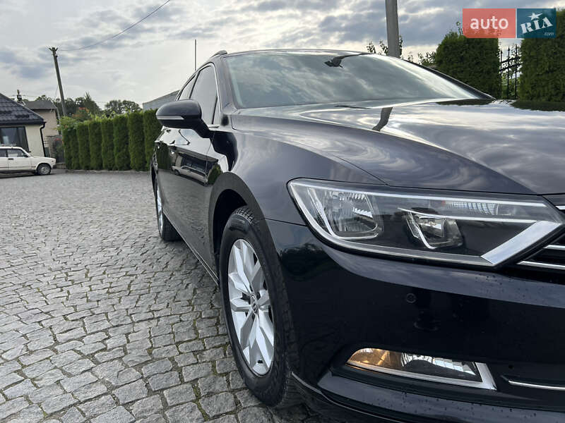 Универсал Volkswagen Passat 2016 в Жовкве
