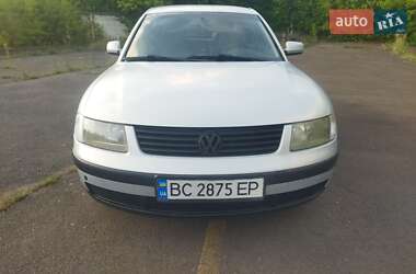 Седан Volkswagen Passat 1998 в Дрогобичі