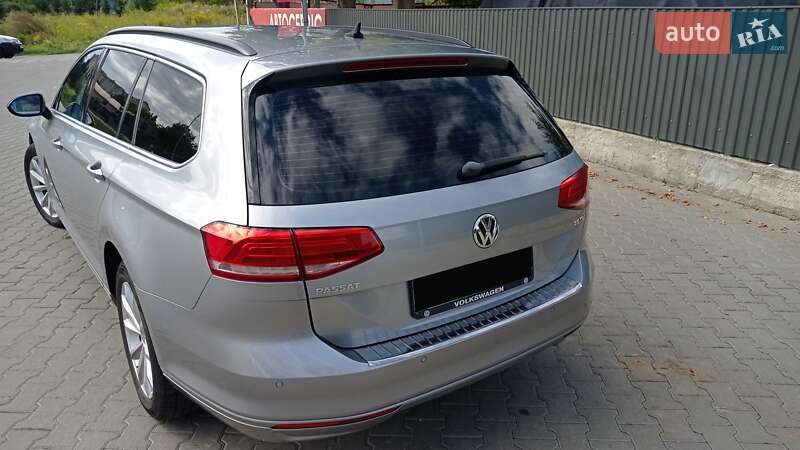 Універсал Volkswagen Passat 2017 в Львові