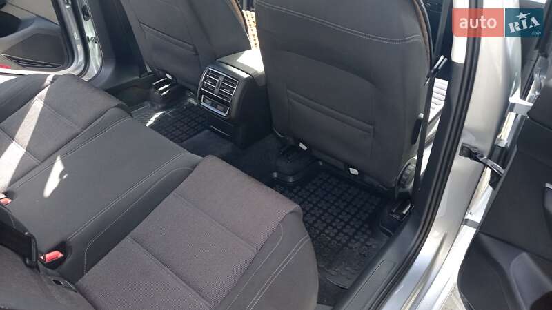 Універсал Volkswagen Passat 2017 в Львові