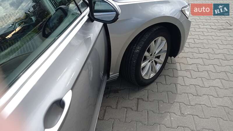 Універсал Volkswagen Passat 2017 в Львові