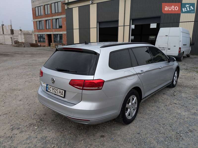 Универсал Volkswagen Passat 2016 в Львове