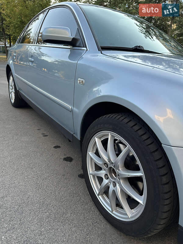 Седан Volkswagen Passat 2002 в Николаеве