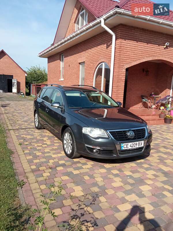 Універсал Volkswagen Passat 2010 в Луцьку