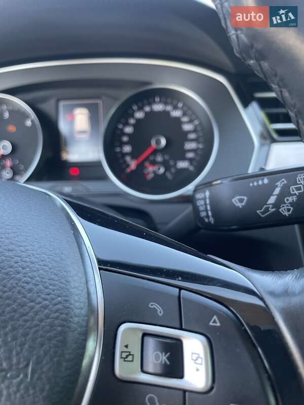 Универсал Volkswagen Passat 2016 в Покрове фото 11 Универсал Volkswagen Passat 2016 в Покрове