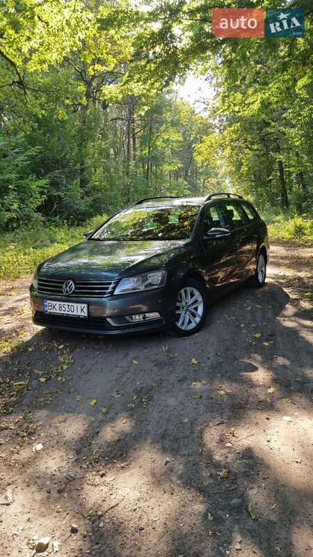 Универсал Volkswagen Passat 2014 в Луцке фото 14 Универсал Volkswagen Passat 2014 в Луцке