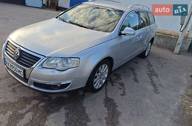 Універсал Volkswagen Passat 2006 в Харкові