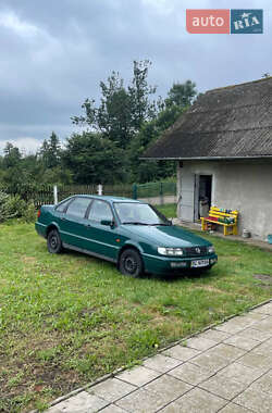 Седан Volkswagen Passat 1994 в Ходорове
