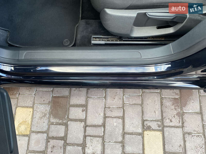 Универсал Volkswagen Passat 2011 в Бучаче