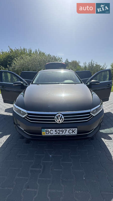 Універсал Volkswagen Passat 2016 в Львові