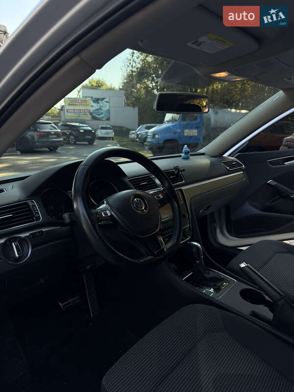 Седан Volkswagen Passat 2016 в Тернополе фото 24 Седан Volkswagen Passat 2016 в Тернополе