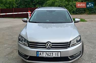 Універсал Volkswagen Passat 2011 в Івано-Франківську