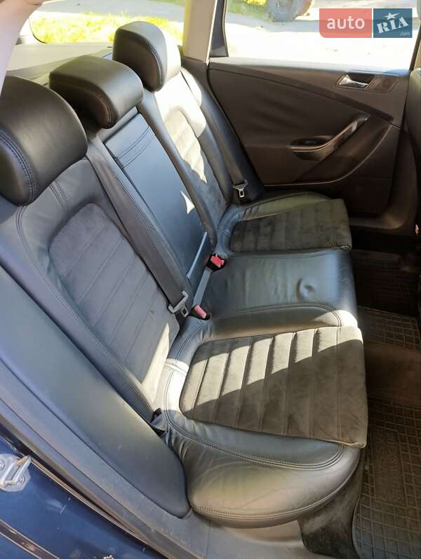 Універсал Volkswagen Passat 2005 в Хмельницькому