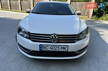 Седан Volkswagen Passat 2012 в Львові