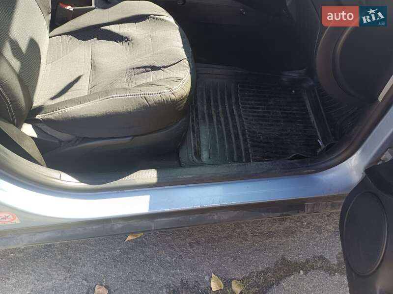 Седан Volkswagen Passat 2000 в Каменском