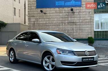 Седан Volkswagen Passat 2011 в Миколаєві