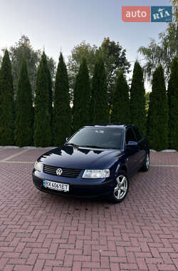 Седан Volkswagen Passat 2000 в Хмельницком