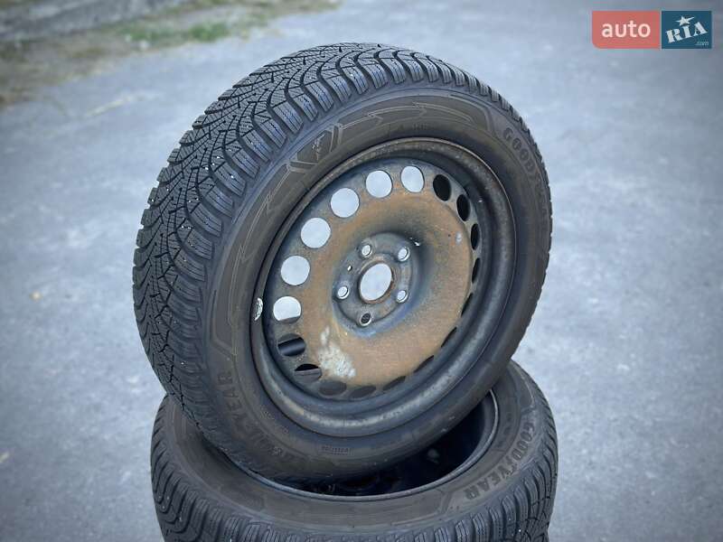 Универсал Volkswagen Passat 2011 в Сумах