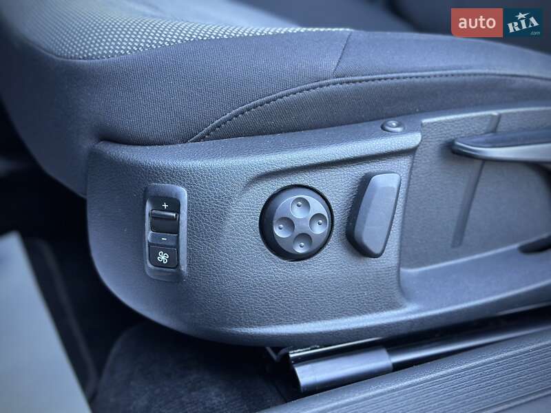 Универсал Volkswagen Passat 2011 в Сумах