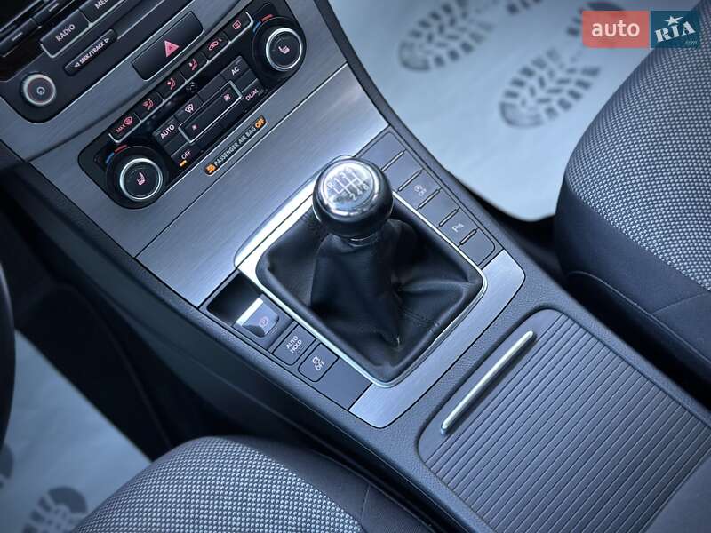 Универсал Volkswagen Passat 2011 в Сумах