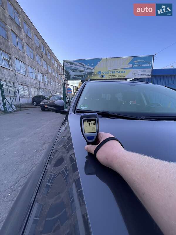 Универсал Volkswagen Passat 2011 в Сумах