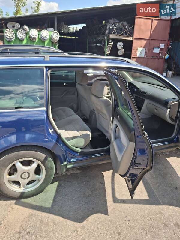 Универсал Volkswagen Passat 2002 в Кременчуге