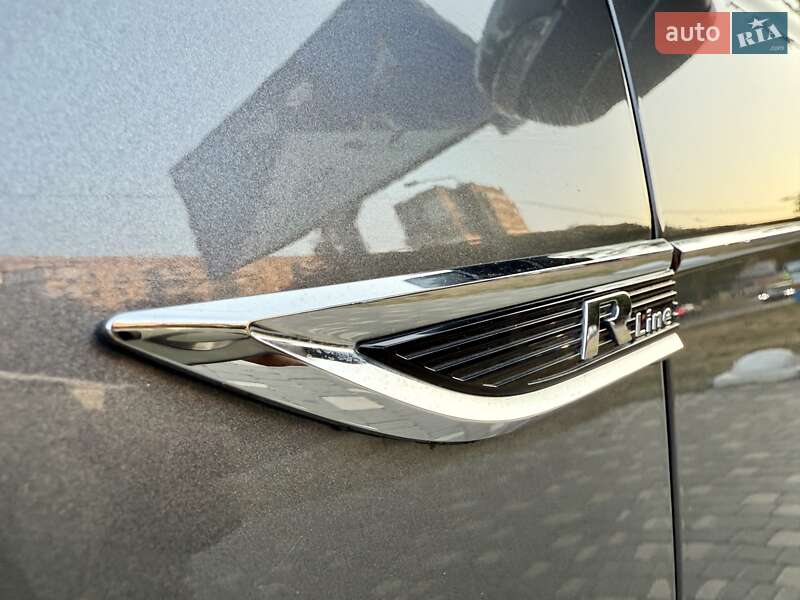 Седан Volkswagen Passat 2020 в Одессе