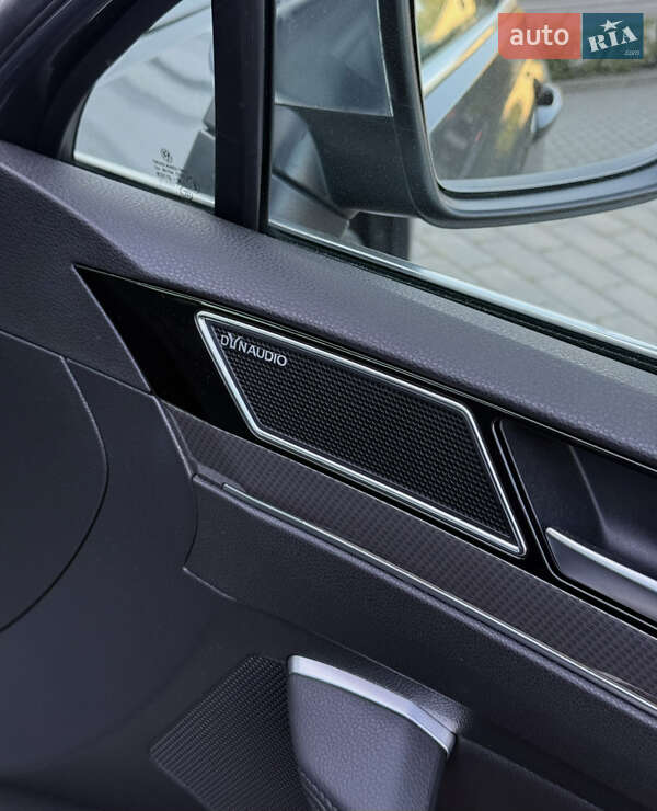 Универсал Volkswagen Passat 2017 в Житомире фото 57 Универсал Volkswagen Passat 2017 в Житомире