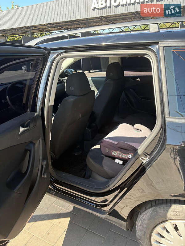 Универсал Volkswagen Passat 2009 в Кривом Роге