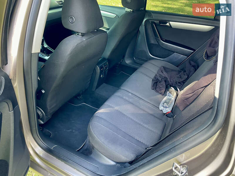 Универсал Volkswagen Passat 2011 в Хмельницком