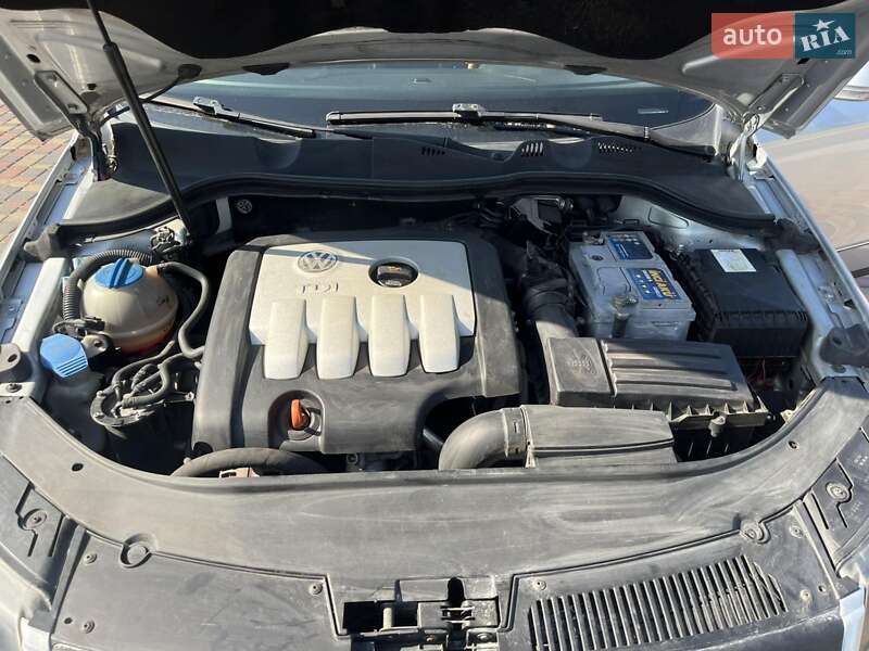 Седан Volkswagen Passat 2005 в Смеле