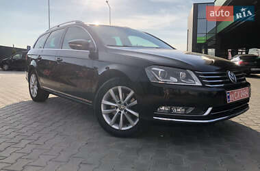 Універсал Volkswagen Passat 2014 в Луцьку