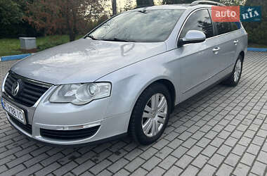 Універсал Volkswagen Passat 2010 в Львові