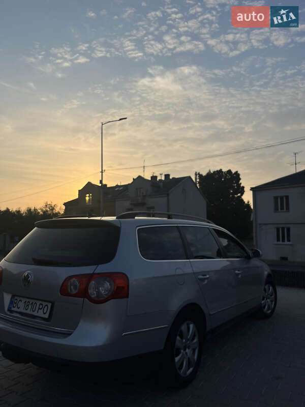 Універсал Volkswagen Passat 2008 в Львові