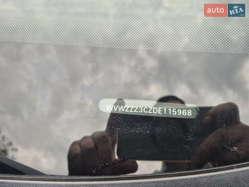 Универсал Volkswagen Passat 2013 в Хмельницком