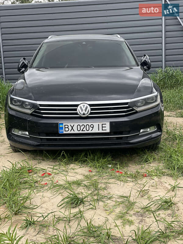 Универсал Volkswagen Passat 2016 в Староконстантинове