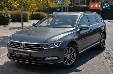 Універсал Volkswagen Passat 2016 в Києві