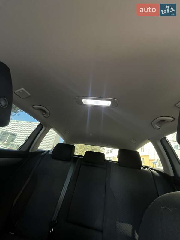 Универсал Volkswagen Passat 2013 в Виннице