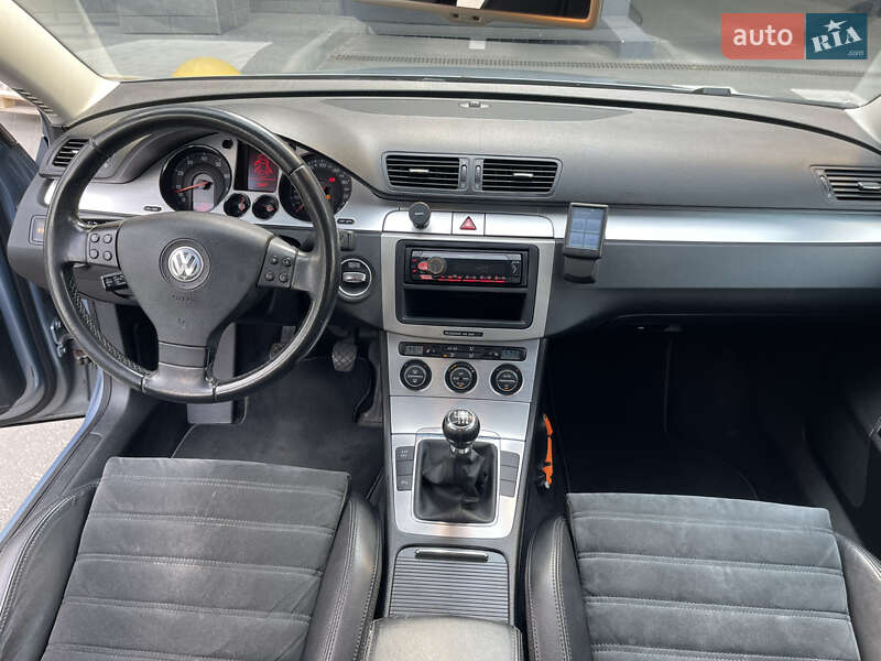 Универсал Volkswagen Passat 2008 в Киеве