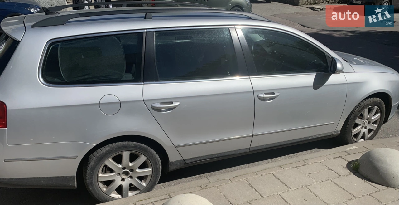 2010 Volkswagen Passat - мініатюра 10